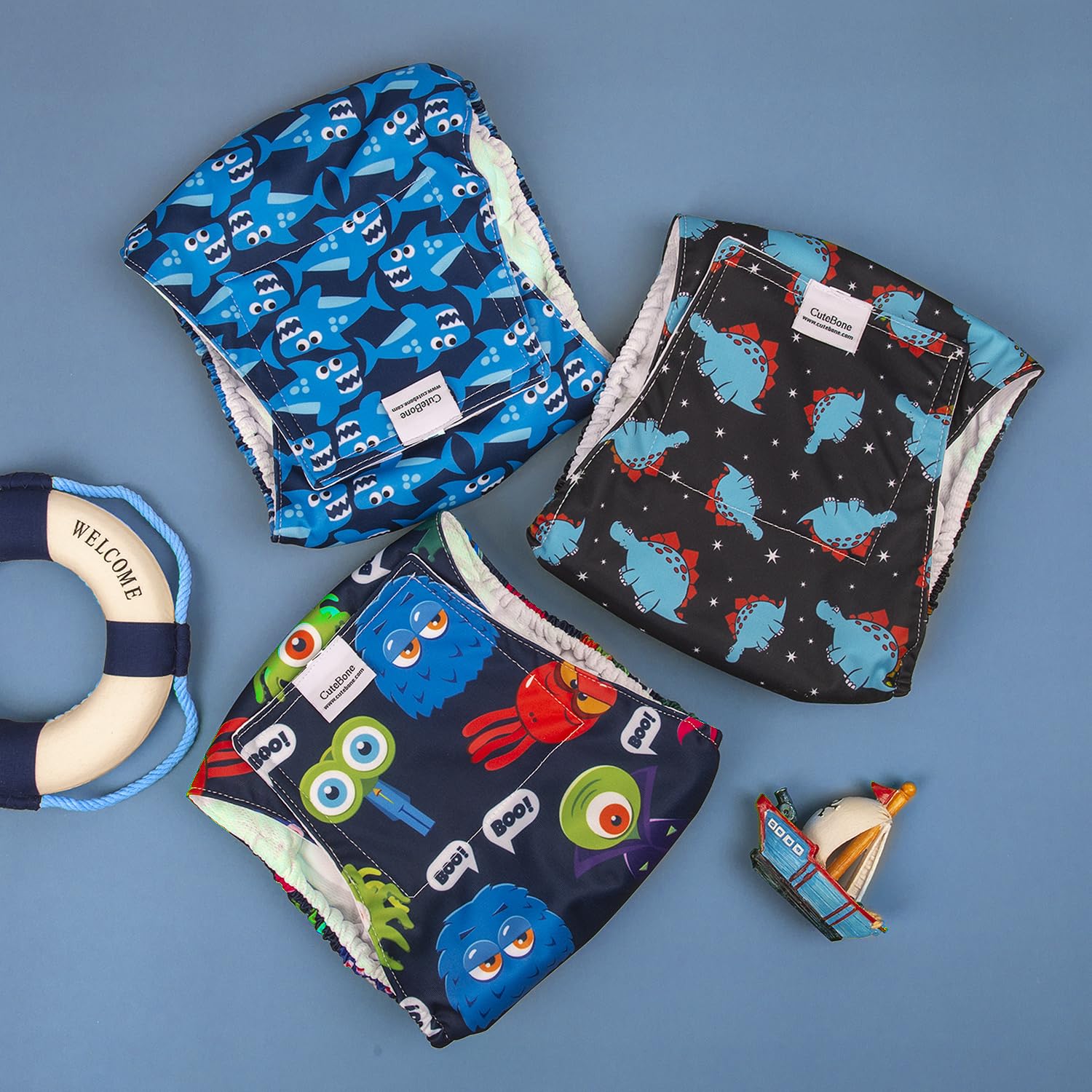 CuteBone uso-diario-paseos-perro-macho: protección impermeable para salidas tranquilas.