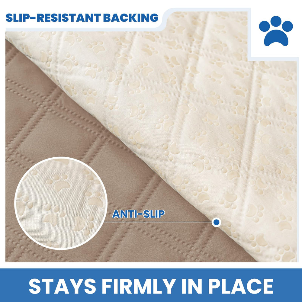 Protección completa de muebles gracias a material impermeable y acolchado.