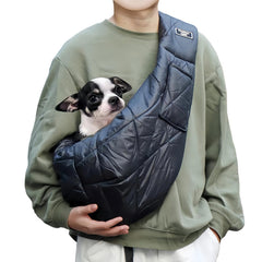 CYUmail sling: vista frontal de cierre doble para seguridad de mascotas en movilidad