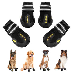 DcOaGt botas para perros grandes, vista frontal, protección de patas al caminar.