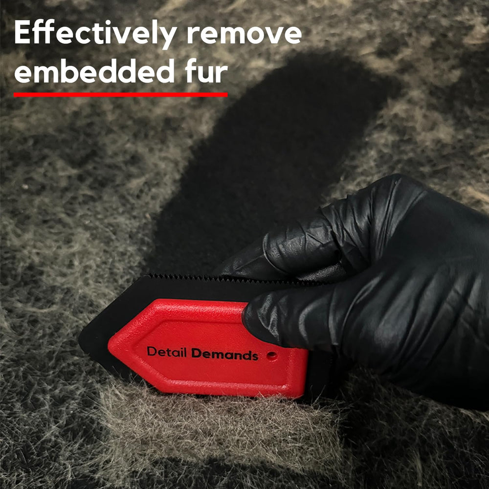 Detail Demands Mini Detallador de Pelo para sofá: limpieza eficaz de pelos en muebles.