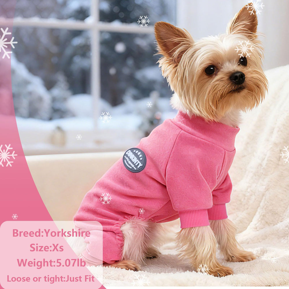 Pijama Dinkinty para perro rosa, vista trasera, cubre torso y cola.