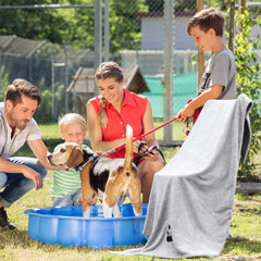 Dogvingpk-toalla-gris-xl-perro-secado-rapido tras el baño.