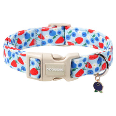 collar dogwong fresa con cierre plastico duradero, ideal para paseos diarios.