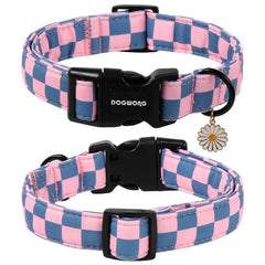Cierre de plástico robusto en collar plaid DOGWONG para fácil puesta.