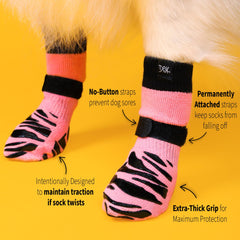 Calcetines antideslizantes Dok TigerToes para perros, ideal para suelos resbaladizos.