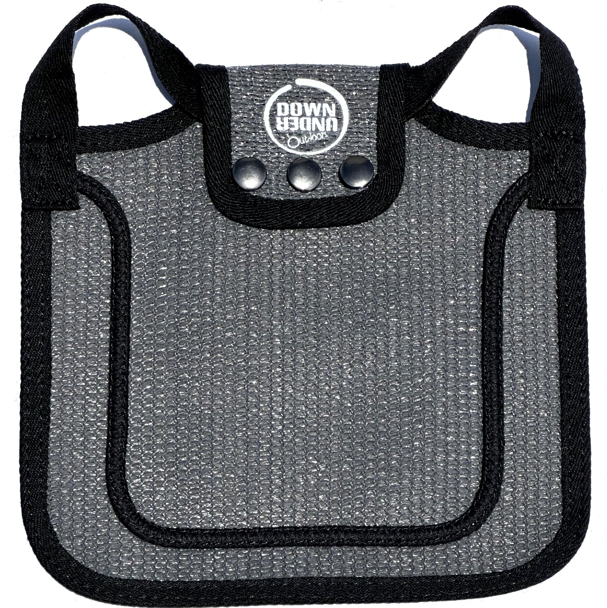 DELANTAL DOWN UNDER OUTDOORS con cobertura de hombro, protege plumas y facilita manejo.