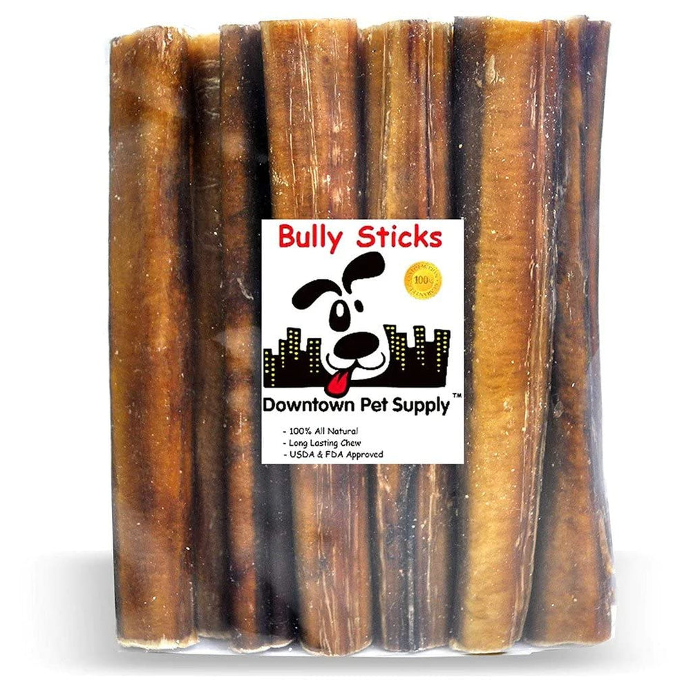 Uso en interiores y exteriores con Downtown Pet Supply bully sticks para entretenimiento.