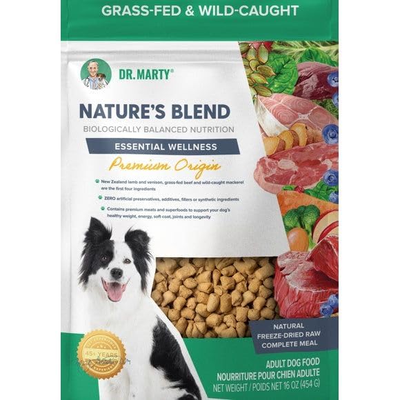 Dr. Marty Nature's Blend: comida liofilizada para perros con proteínas variadas y sabor intenso.