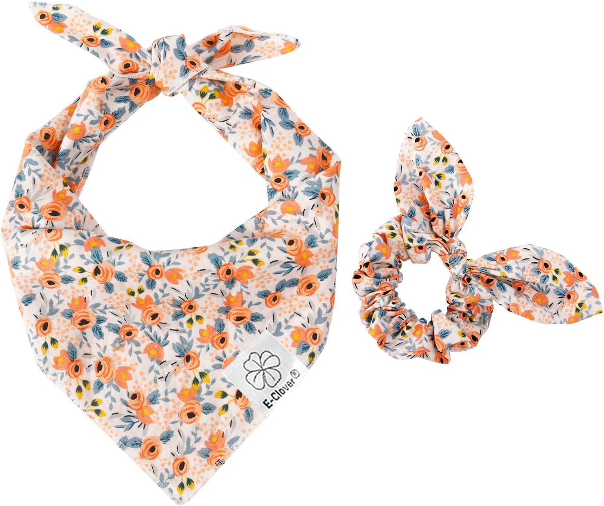 Bandana floral de E-Clover para perros con ajuste cómodo para días de paseo