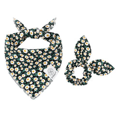 Bandana floral para perro de E-Clover, ideal para fotos