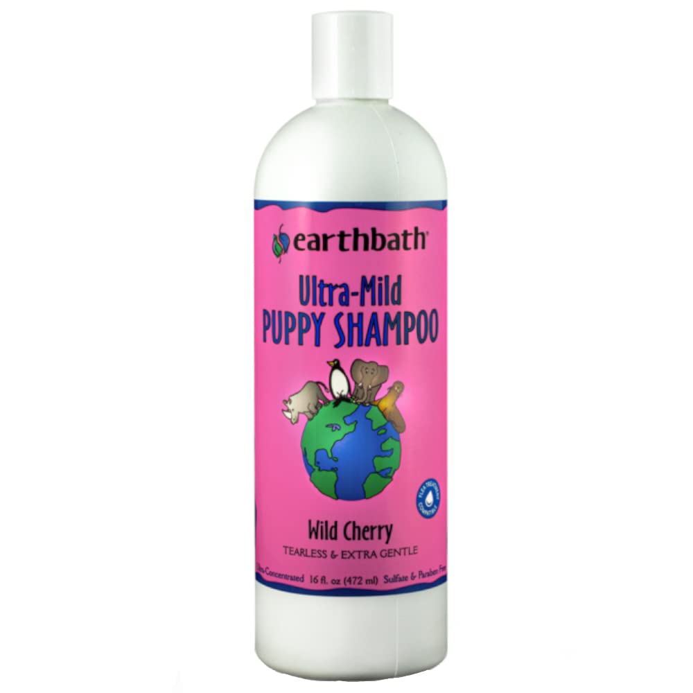earthbath shampoo para cachorros, botella visible, aroma suave a cereza.