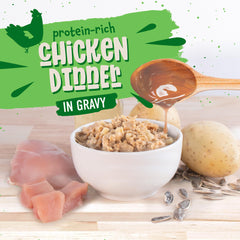 Earthborn Holistic Chicken Catcciatori, textura cremosa y apetecible.