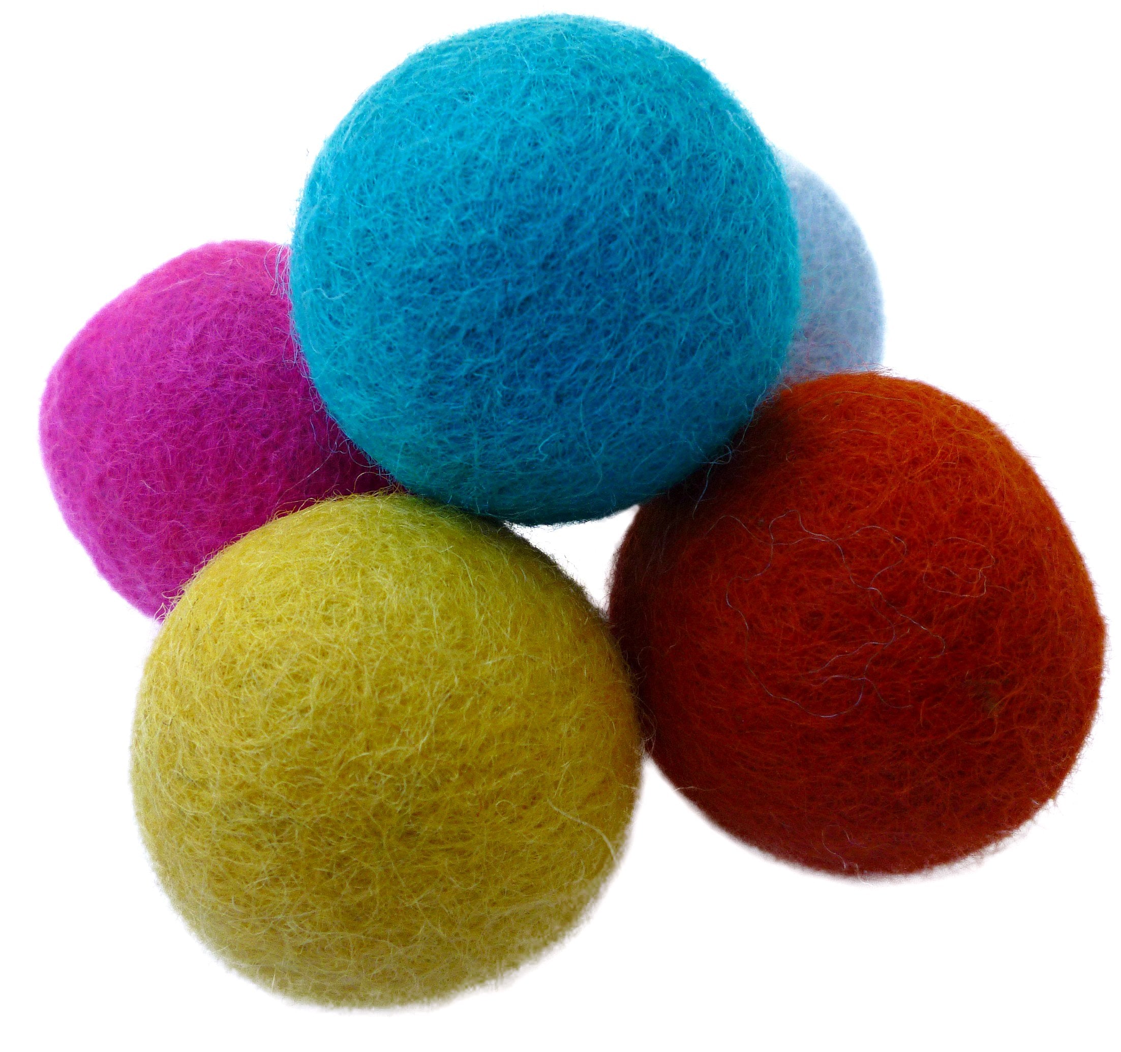 Earthtone Solutions bolas feltradas para gatos, tamaño similar a una pelota de golf.