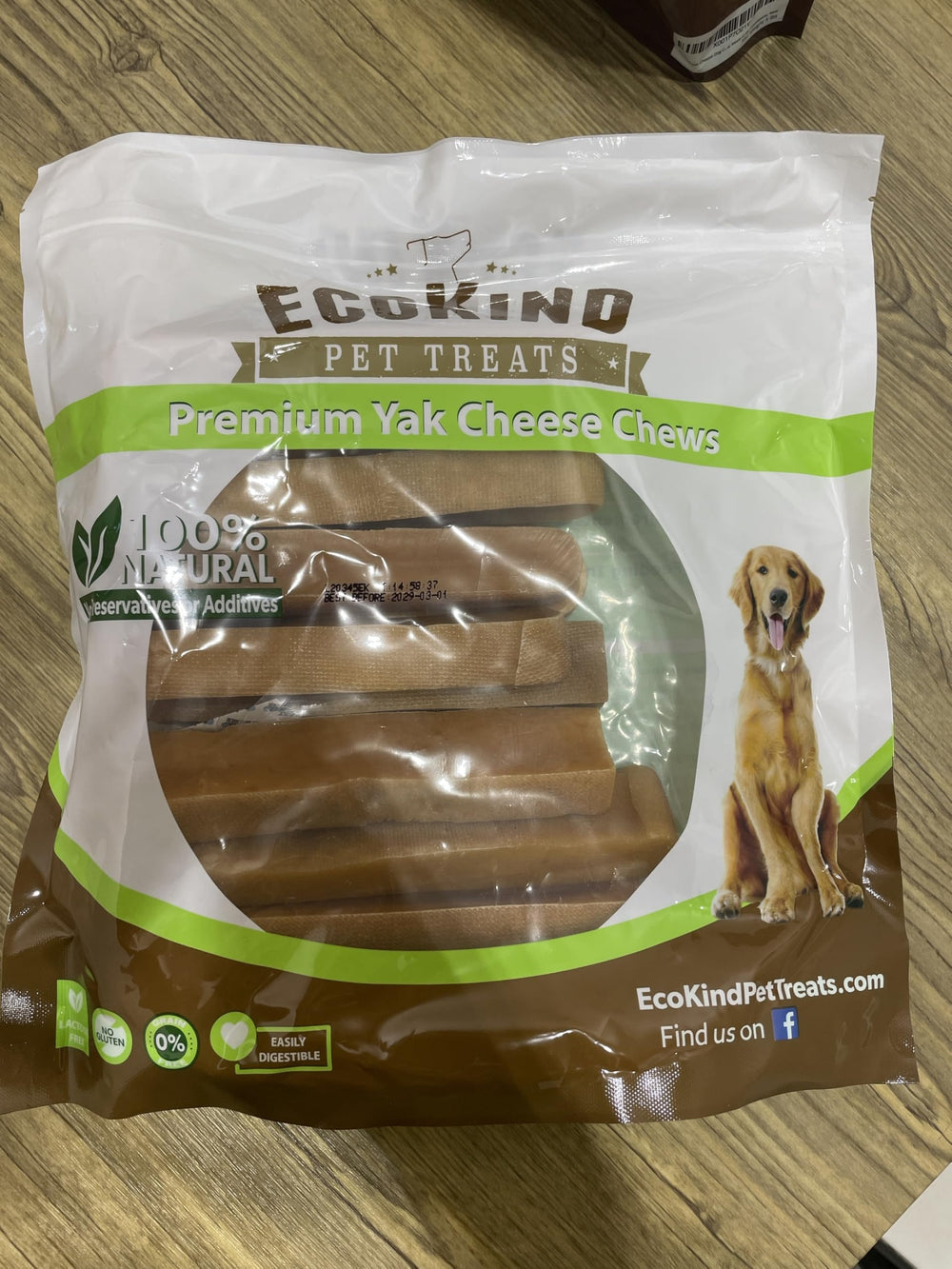 EcoKind Premium Gold Yak Cheese, textura dura para masticación prolongada.