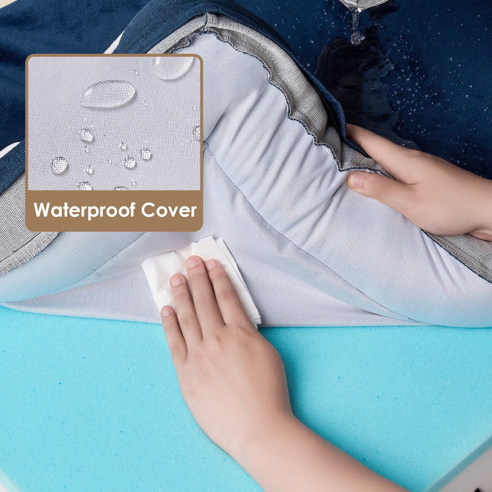 Funda impermeable entre superficie y base para mantener la cama seca.