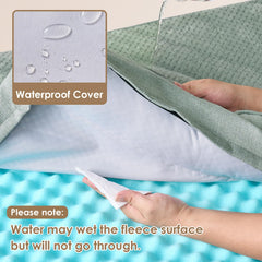 Capa impermeable de la cama EHEYCIGA XXL protege la base.