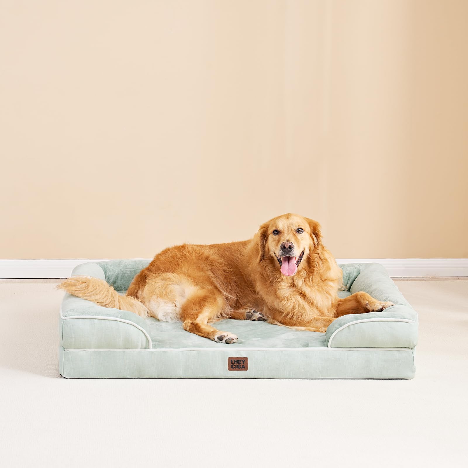 Diseño en tono verde salvia de la cama EHEYCIGA para mascotas XL