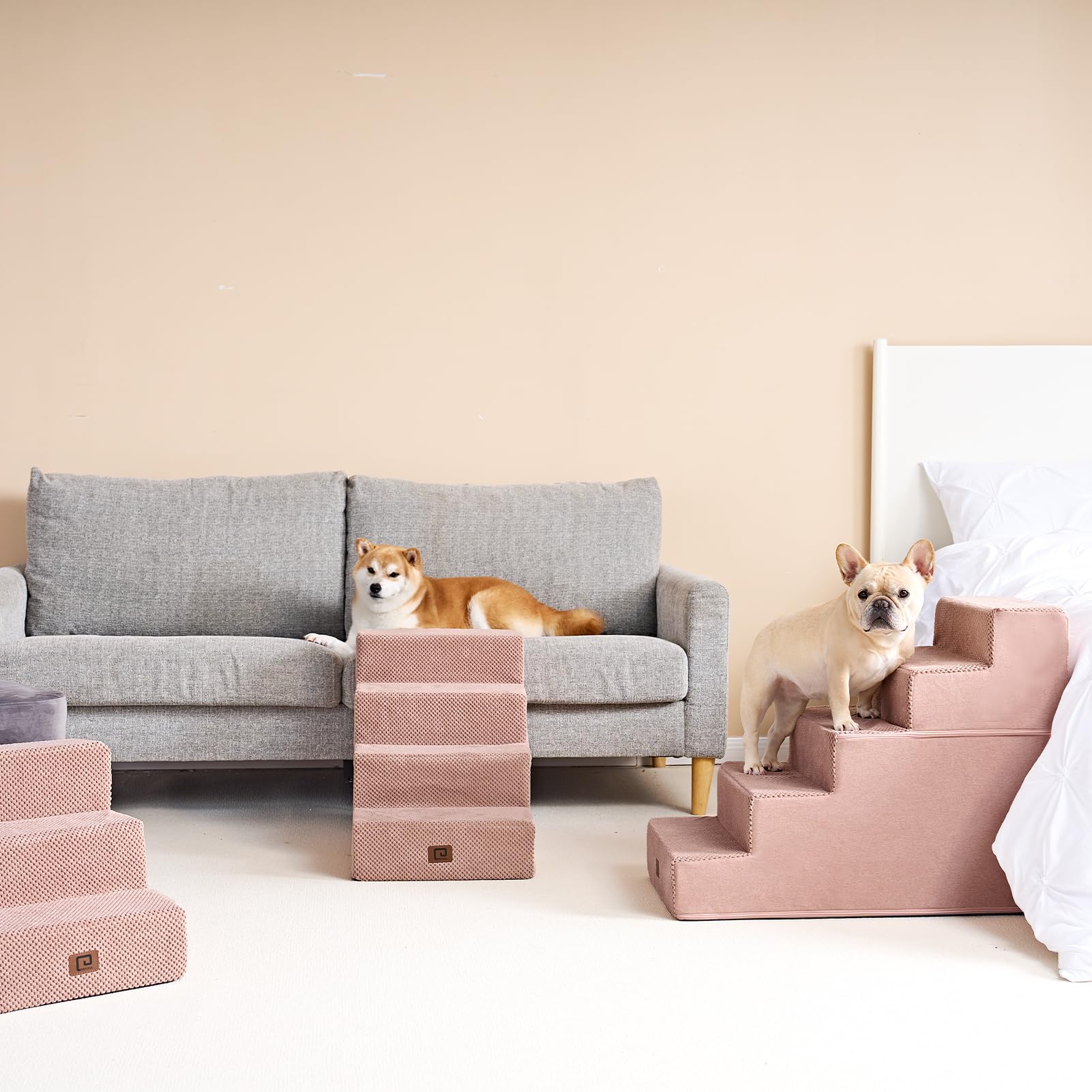 Escalera plegable para descanso de perros EHEYCIGA en rosa.
