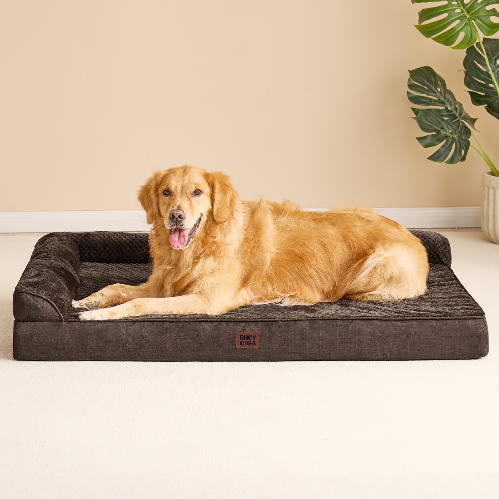 Medidas 48x35x7.5 cm de la cama EHEYCIGA XXL para perros grandes.