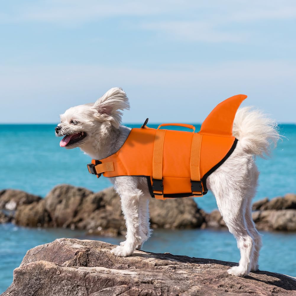EMUST chaleco salvavidas ofrece flotabilidad estable para ayudar a perros durante la natación.