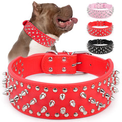 Collar Epesiri con tachuelas ajustable en rojo visto frontal para mayor presencia