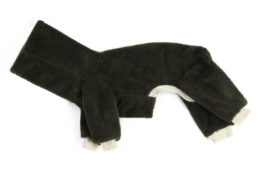 Esobo abrigo de invierno para perros, cuello cálido y ajuste cómodo.