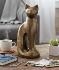 Urna gato eSplanade con acabado artesanal, recuerdo duradero para tu mascota.