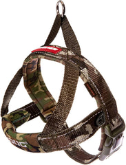 Arnés EzyDog Quick Fit verde camuflaje, vista general para paseos cómodos.