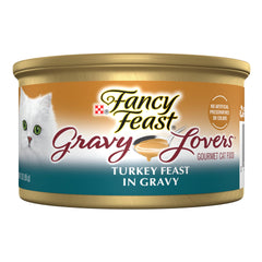 Fancy Feast Gravy Lovers pavo asado en lata, cena húmeda para gatos adultos.