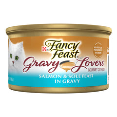 Fancy Feast Gravy Lovers con salmón y lenguado en salsa, trozos tiernos para gatos.