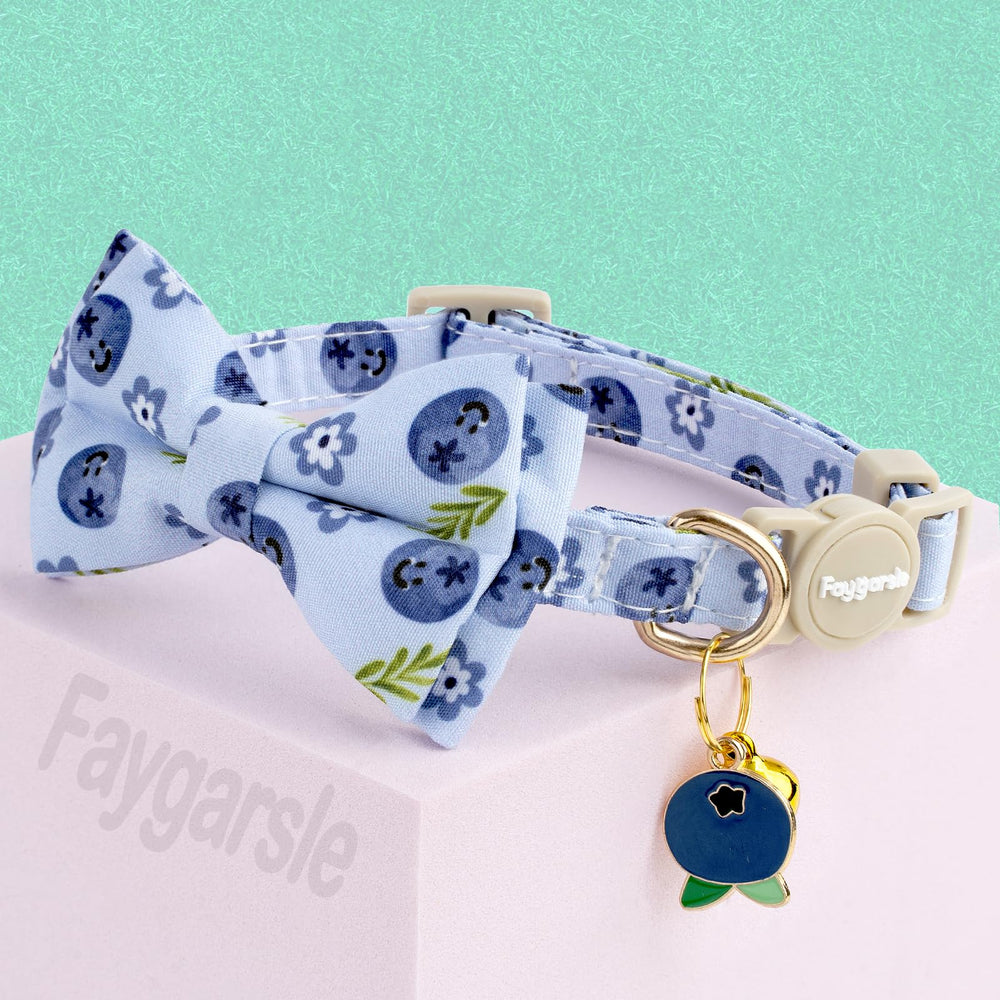 Cascabel dorado Faygarsle en collar azul, alerta suave para monitoreo.