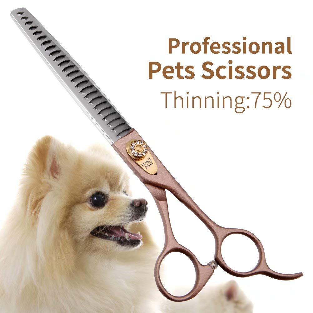 Hoja de acero 440C Fenice Peak para precisión y durabilidad en peluquería profesional.
