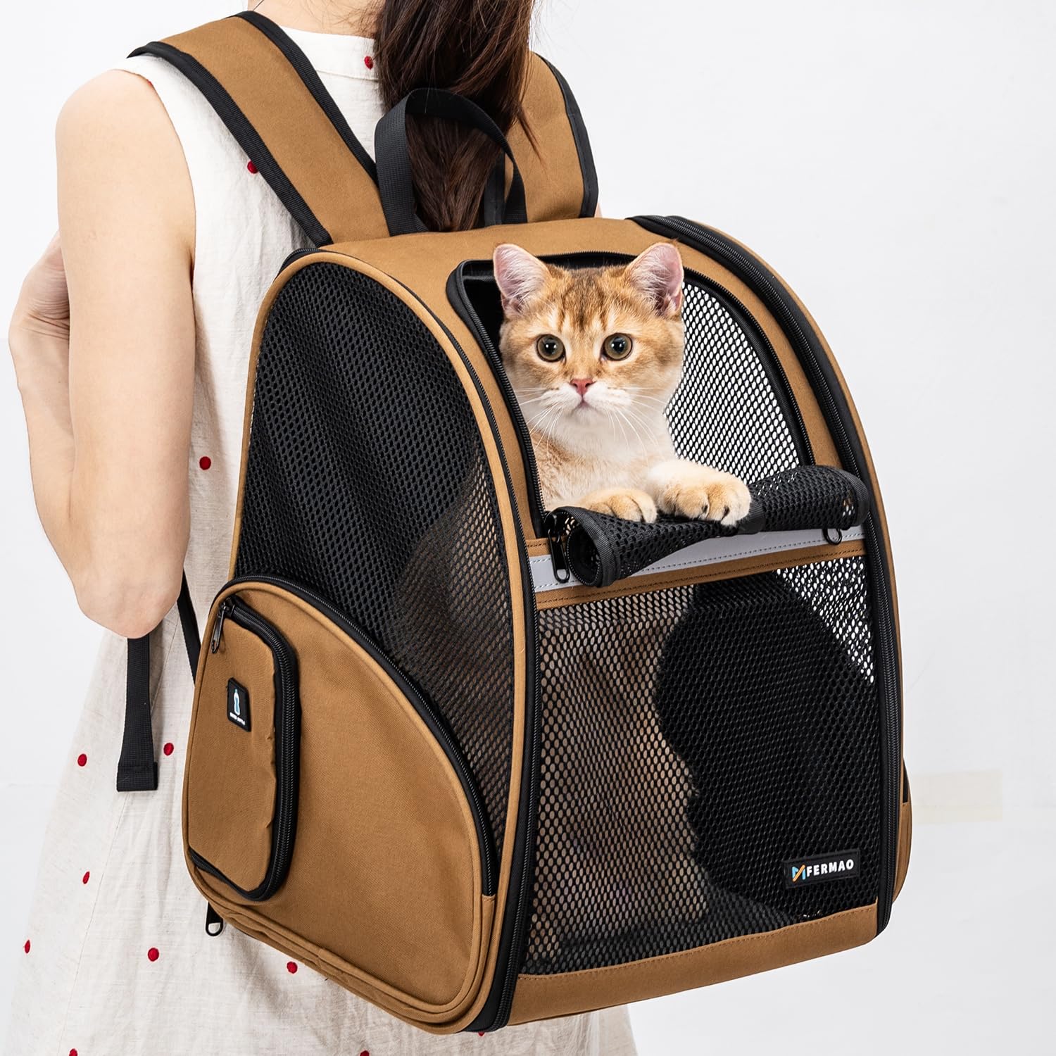 FERMAO Mochila porta-mascota cierre seguro para evitar escapes.