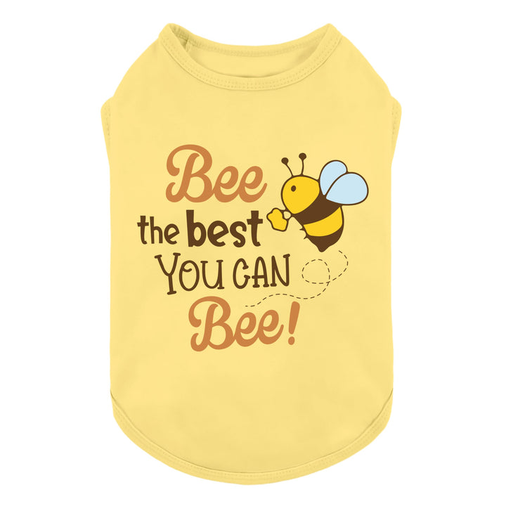 Camiseta para perro Fitwarm con abeja en la impresión frontal, ideal para paseos diarios.