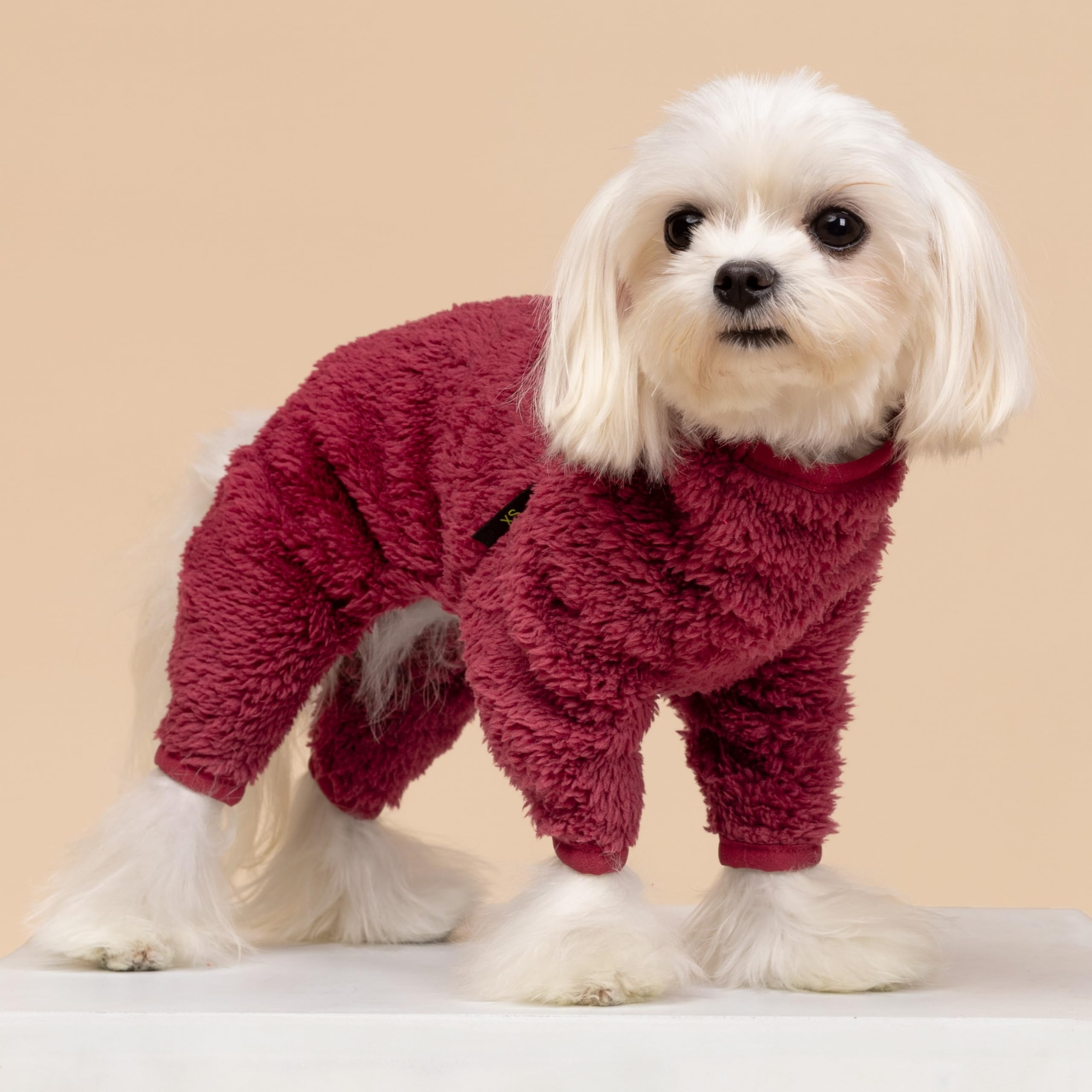Fitwarm pijama navidad para perros, vista lateral, fácil de vestir para paseos fríos.