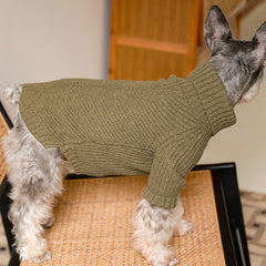 Vista trasera de la sudadera para perro Fitwarm con ajuste cómodo