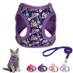 Arnés Flymind Step-In con flor morada para paseos cómodos.