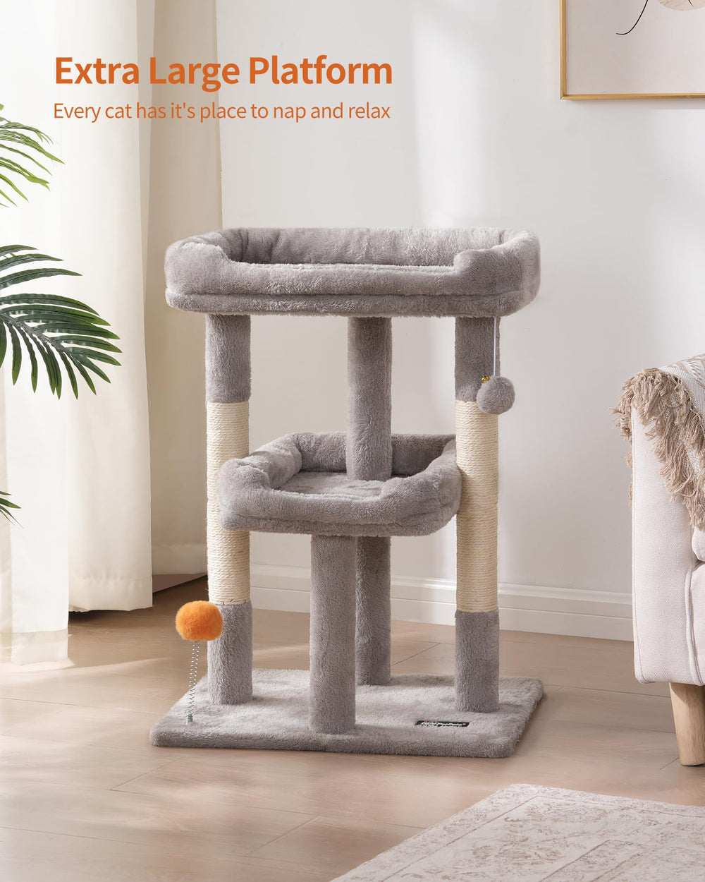 FourFurPets condo para gatos protege muebles y ofrece entretenimiento seguro.
