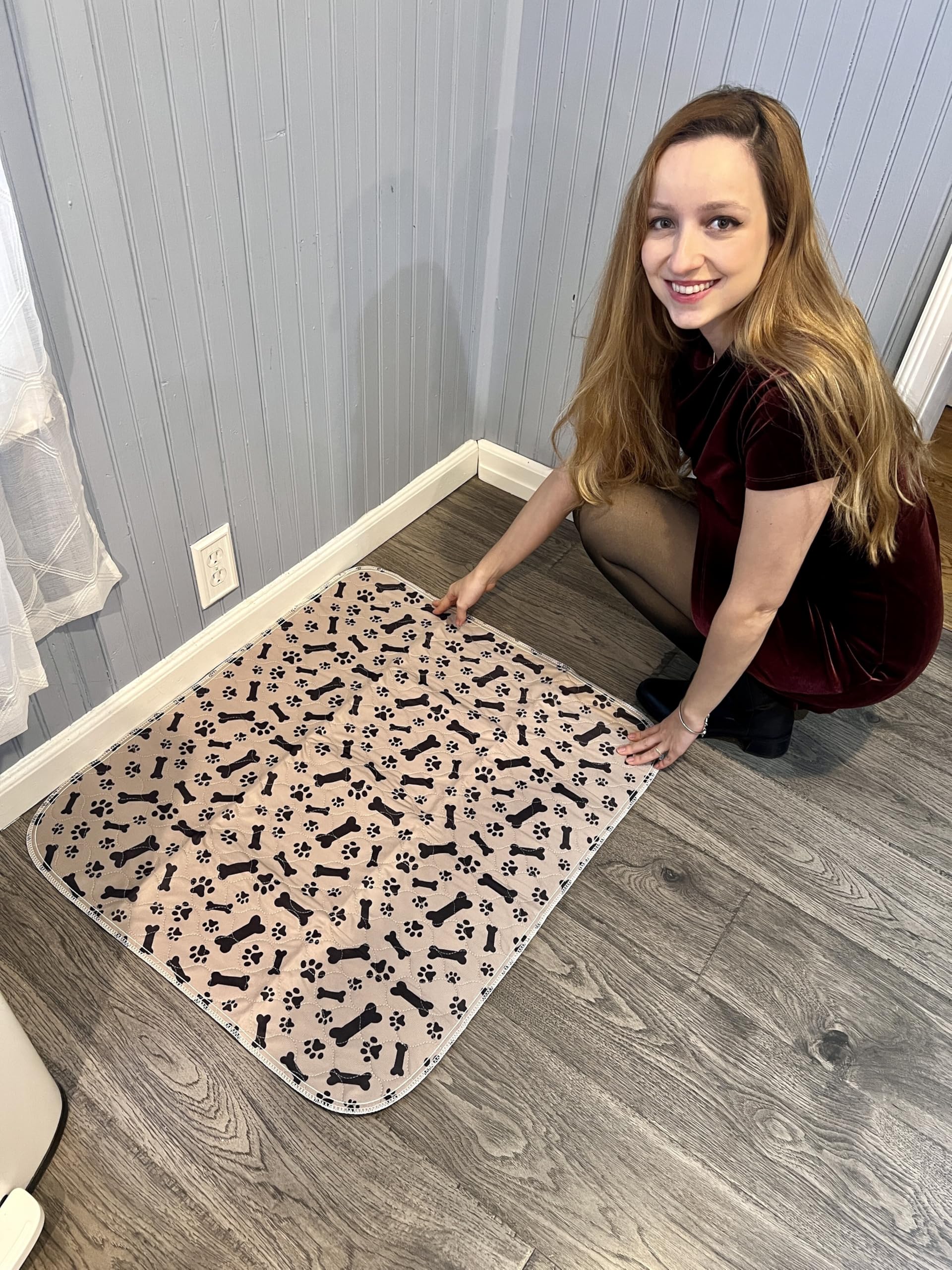 Furthrive: diseño Bone & Paw Tan que se integra con la decoración del hogar