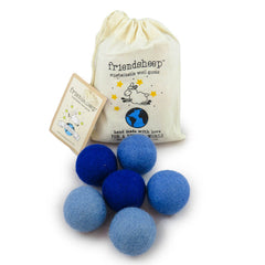 Bola de lana ecológica Friendsheep en color azul, ideal para juego suave de mascotas.