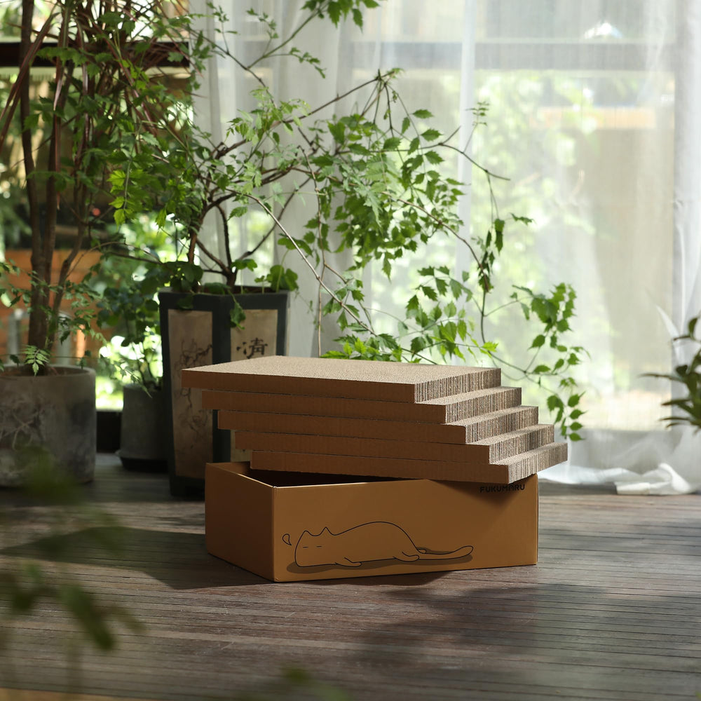 FUKUMARU protección de muebles gracias a los rascadores