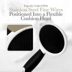 Fuller Brush Slicker mango ergonómico de goma para un agarre seguro.