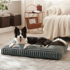 FURTIME: funda de pelo sintético suave para mayor calidez.