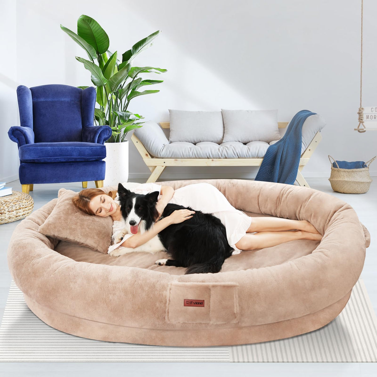 Cama humana Fvkind de gran tamaño 70x33x12 pulgadas para descansar junto a tu mascota