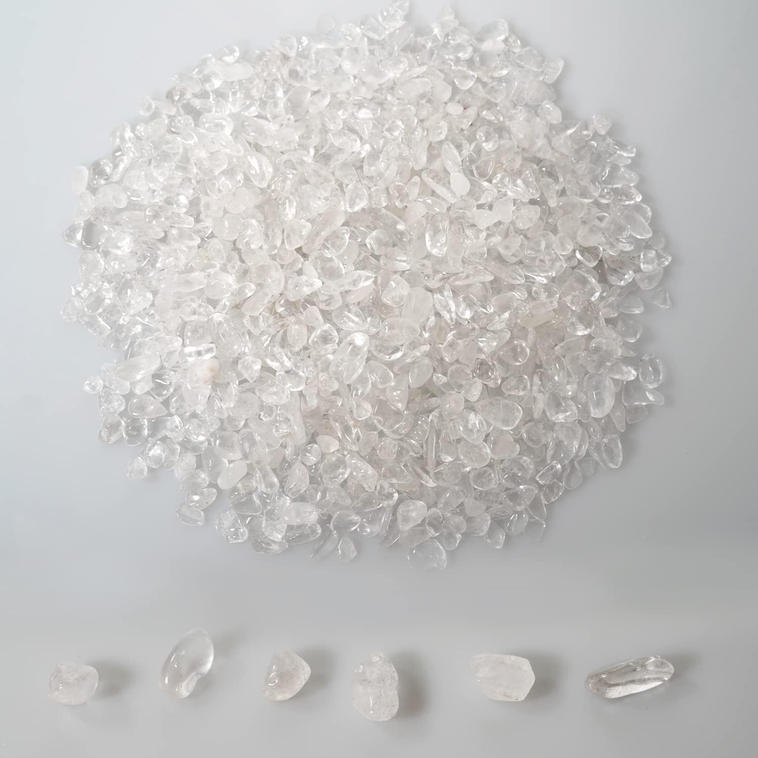 Gemshan cristal de cuarzo claro para acuario con brillo suave.