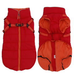 Geyecete abrigo impermeable para perro con arnés, ideal para paseos bajo lluvia.