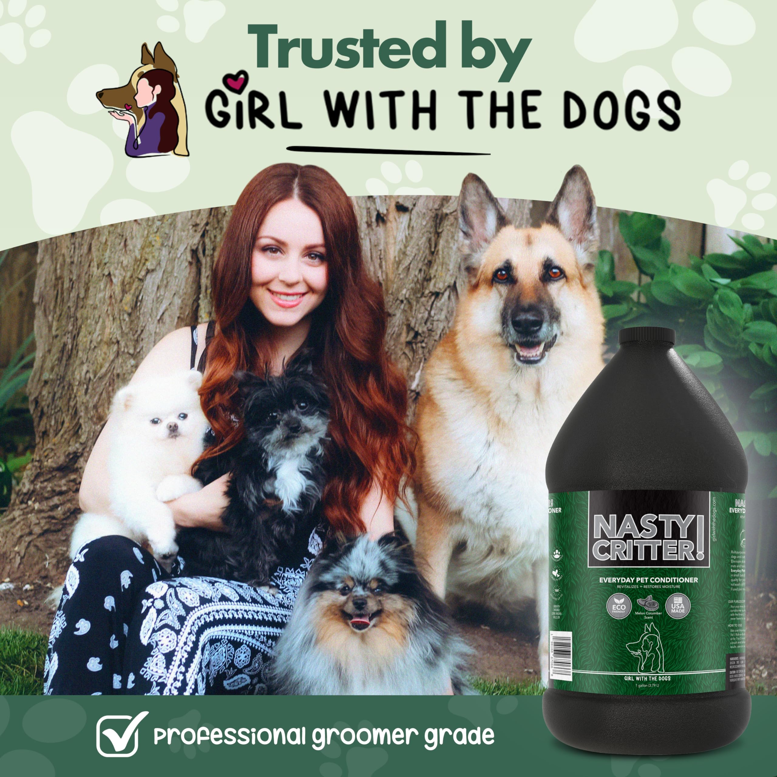 Nasty Critter! de Girl With The Dogs, etiqueta que resalta fórmula suave para perros.