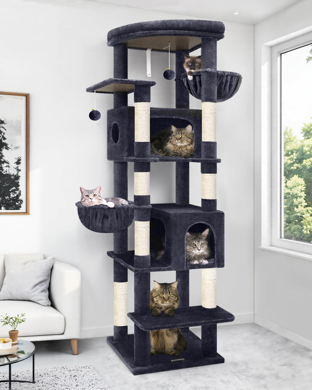 Globlazer torre para gatos de 74 pulgadas con base amplia para mayor estabilidad.