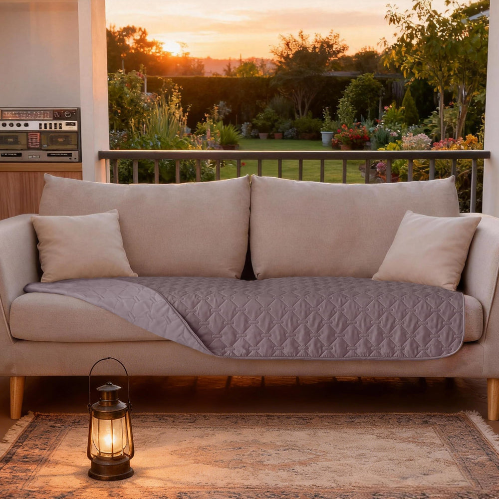 El cobertor gogobunny impermeable protege sofá y muebles ante arañazos.